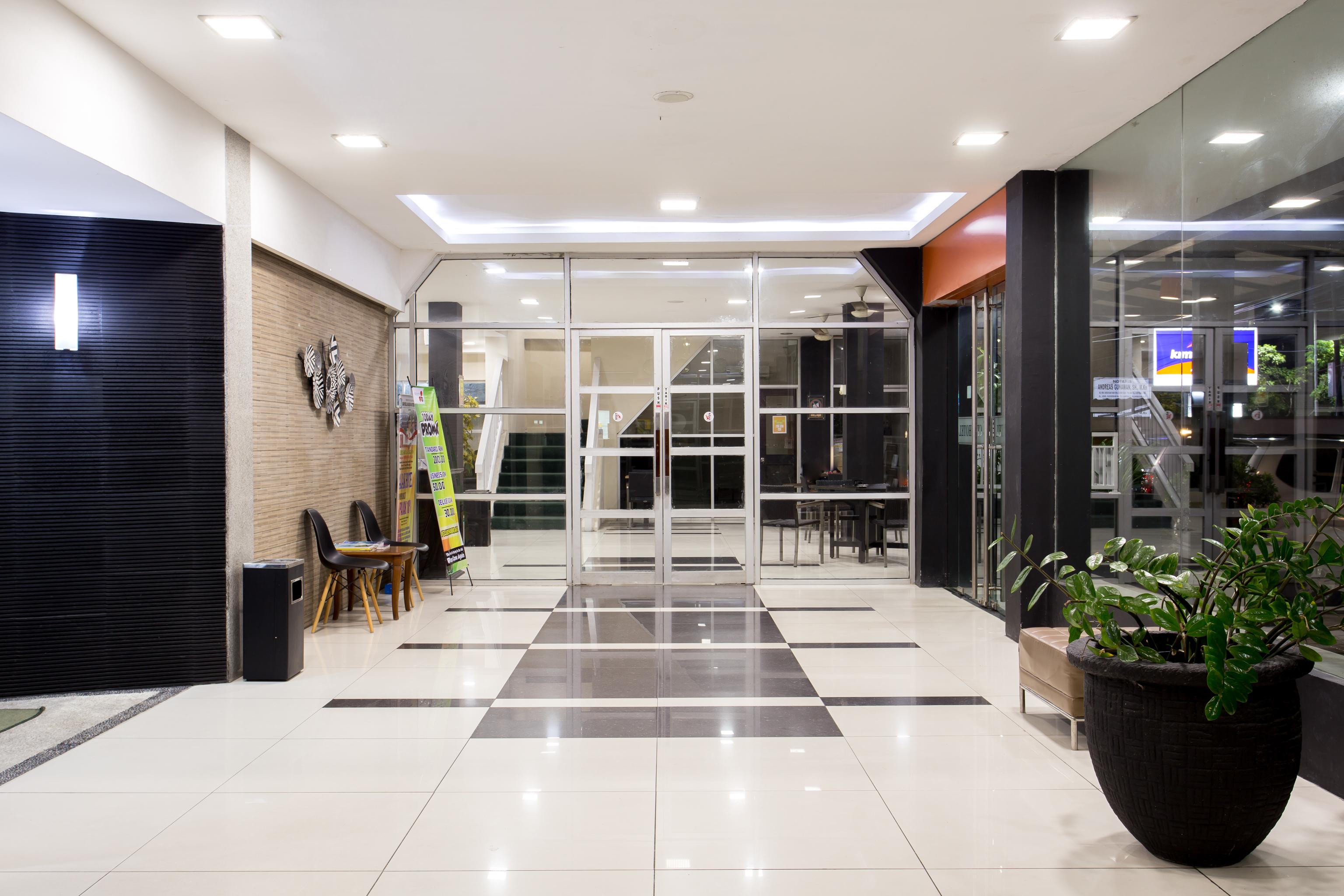 Capital O 769 City Hotel Balikpapan  Exteriér fotografie